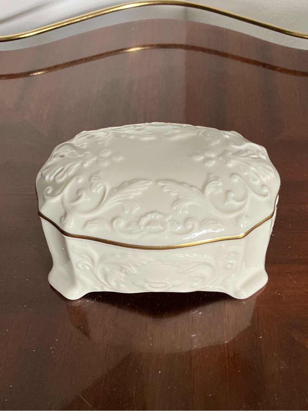 Vintage Lenox Georgian Collection Music Box